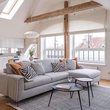 Bright Designer Apartment In City Centre Riga Eksteriør billede